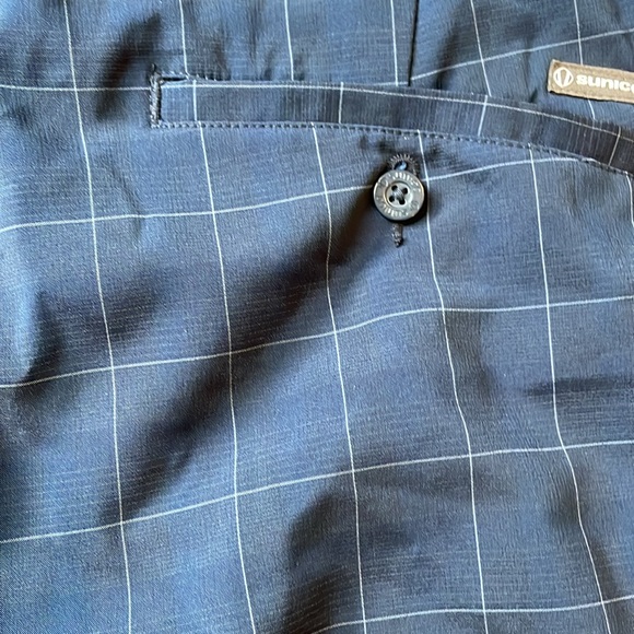 Like new Sunice Blue Checkered  Long Shorts with Pockets . - Picture 4 of 8